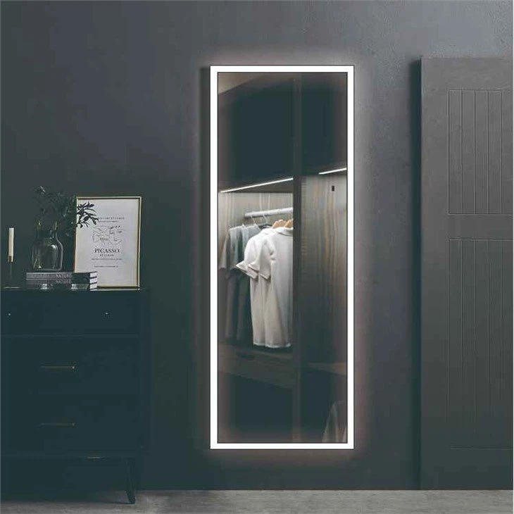 wall dresing mirror